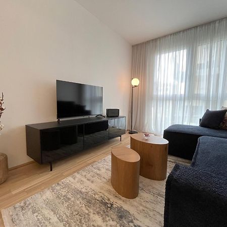 Coho City Apartments Mit Hauseigener Tiefgarage Виена Екстериор снимка