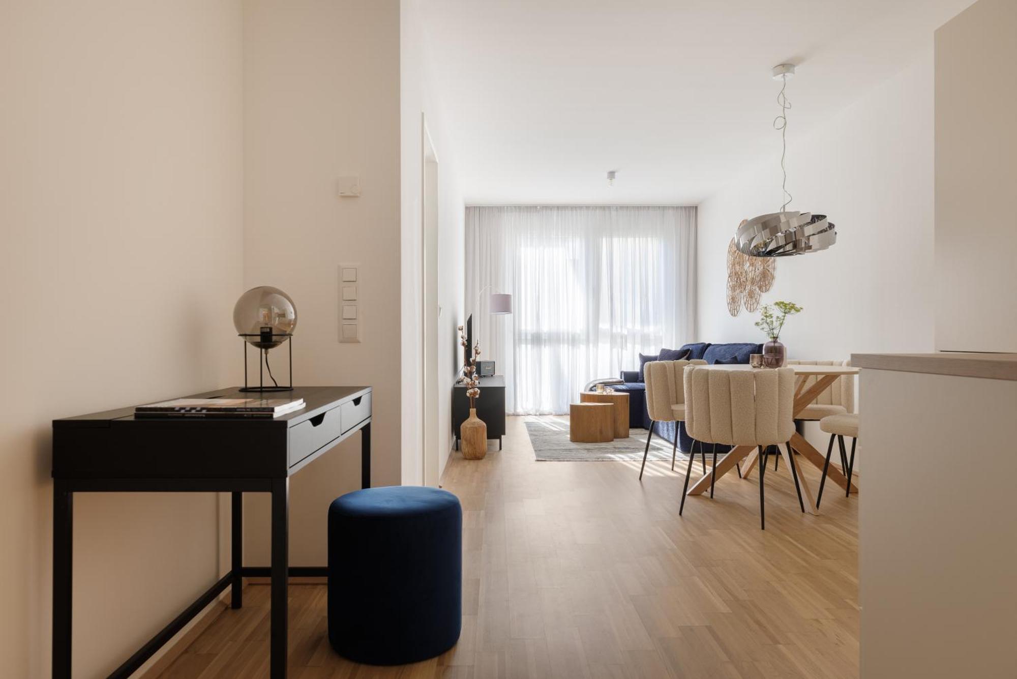 Coho City Apartments Mit Hauseigener Tiefgarage Виена Екстериор снимка
