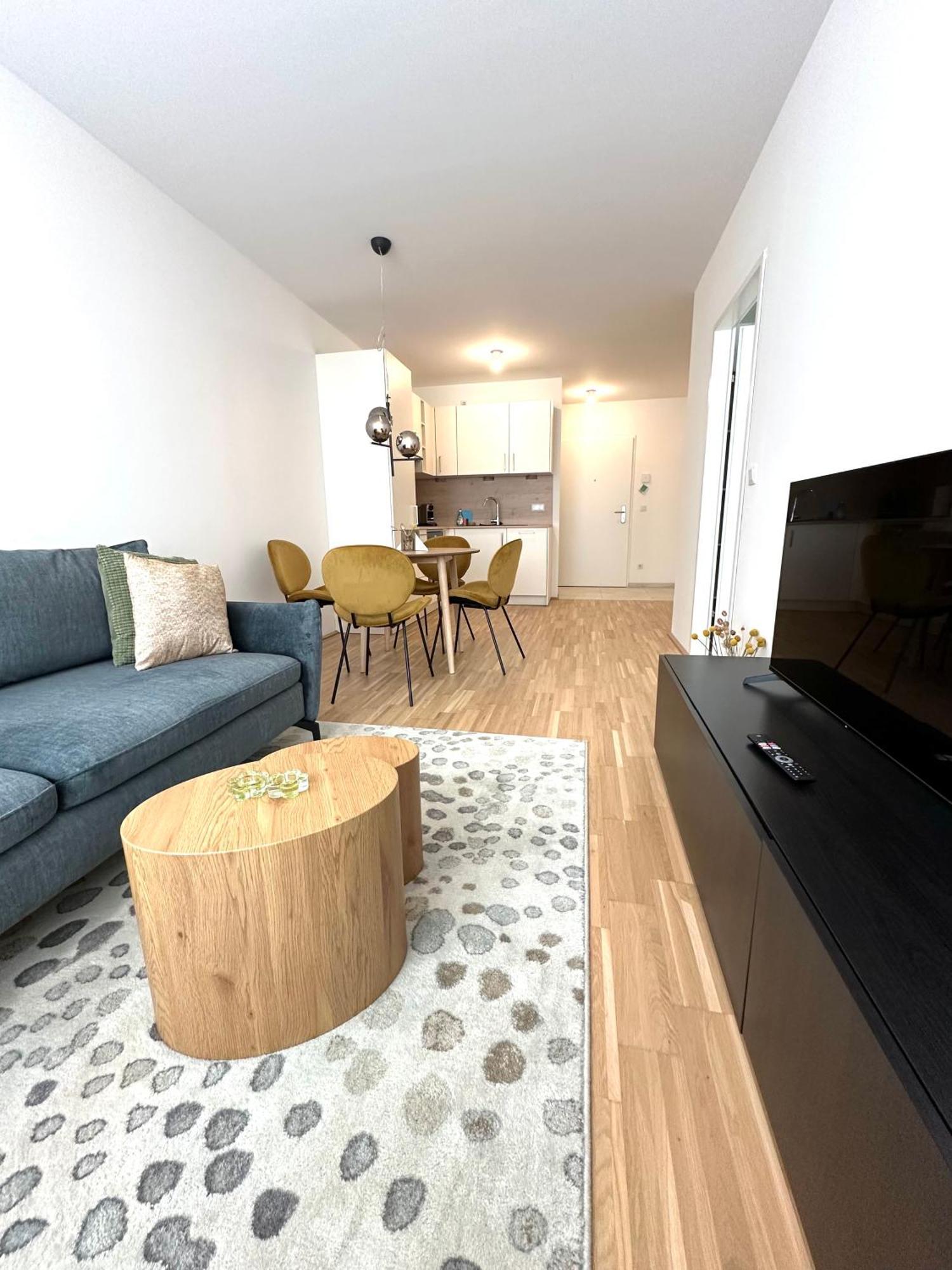 Coho City Apartments Mit Hauseigener Tiefgarage Виена Екстериор снимка